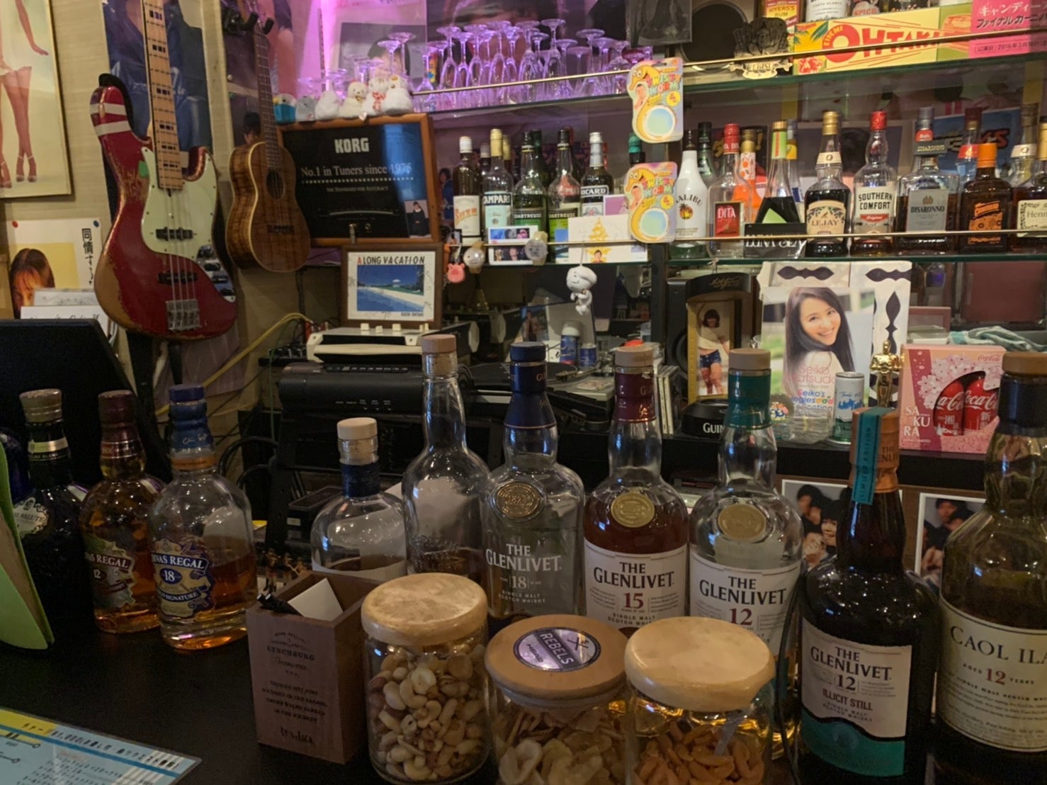 昭和歌謡曲ダイニングバー おまえにチェックイン | &BAR -あなたとBAR